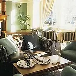 St Nicholas Otel 3*